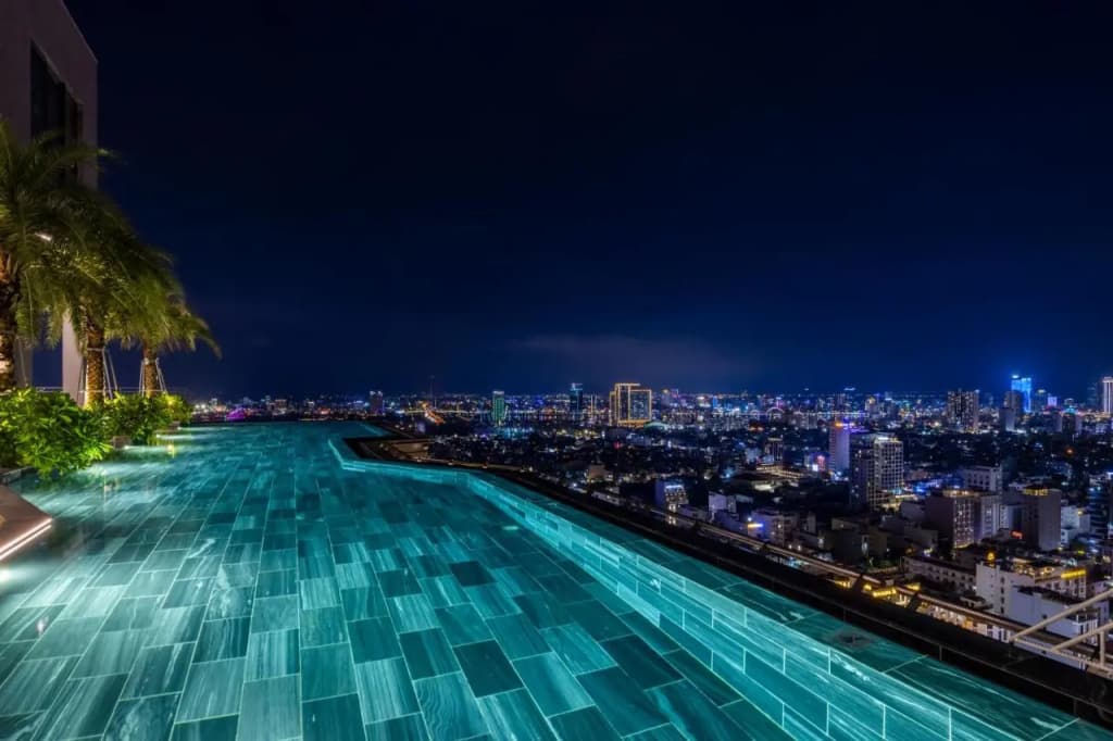 M Hotel Danang - photo 18