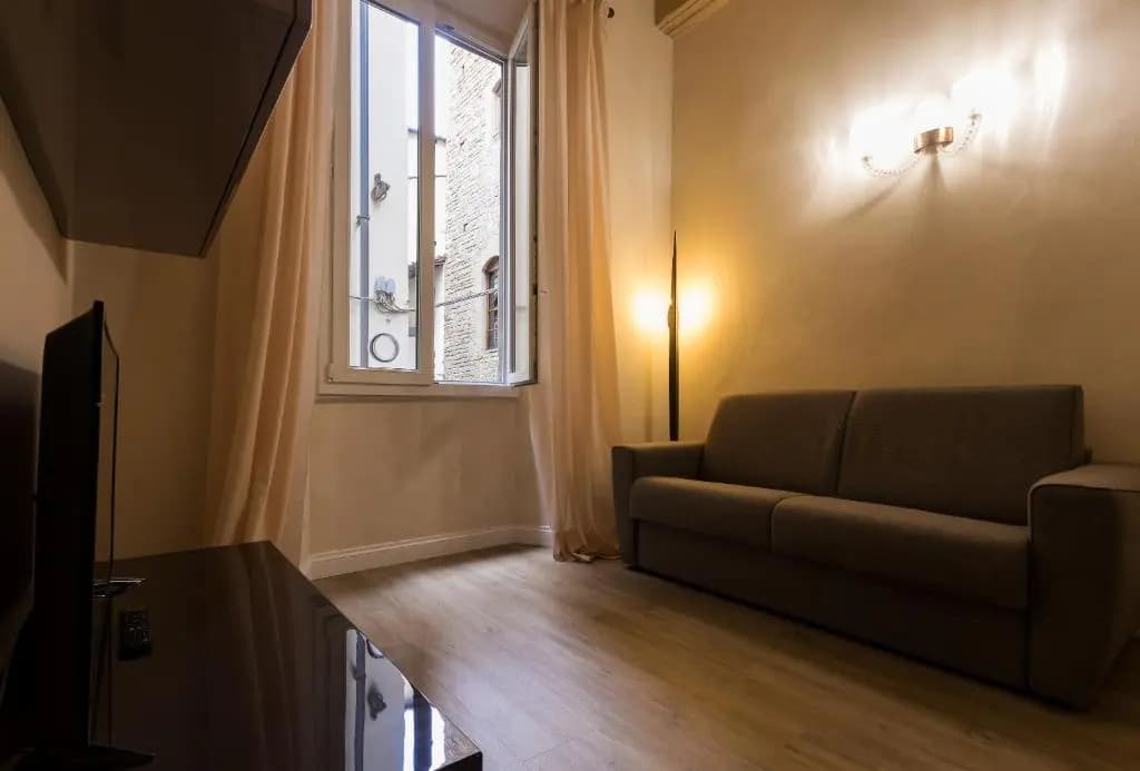 Duomo 2 Bedroom Apartment - photo 3