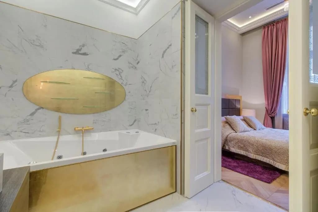 Count Zrinyi Luxourious Residence - photo 2