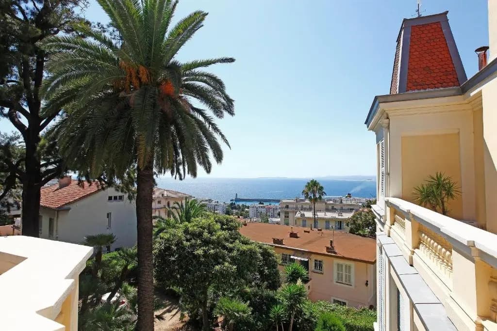 Magnifique appartement d'époque avec Vue Mer 4 personnes avec terrasse Le Port Nice - photo 9