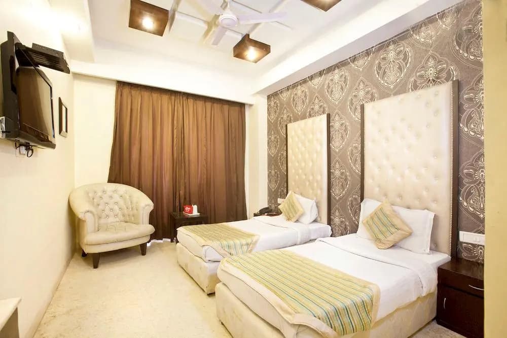 Capital O 312 Hotel Aster Inn - photo 14