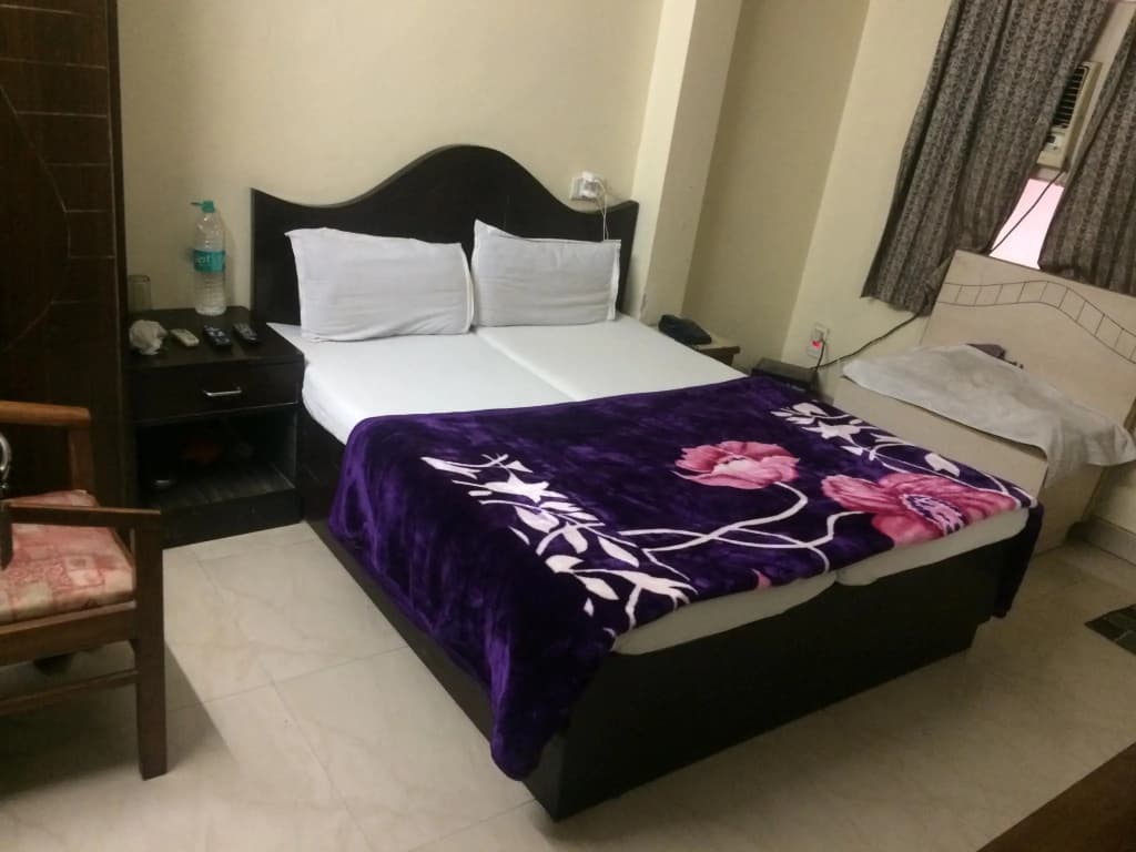 Hotel Baba Deluxe - photo 4