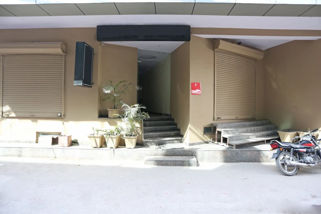 OYO 8462 Hotel Galaxy - main photo