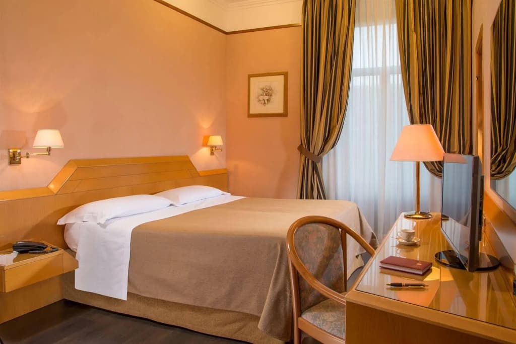 Hotel Ranieri - photo 6