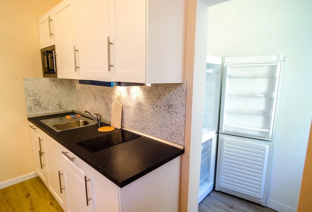 Churchill Apartments - photo 15
