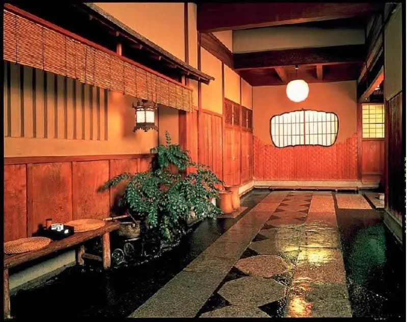Hiiragiya - photo 1
