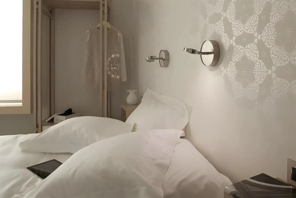NU Hotel - photo 7
