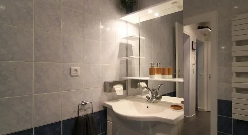 Champs-Elysées Design Apartment - photo 6