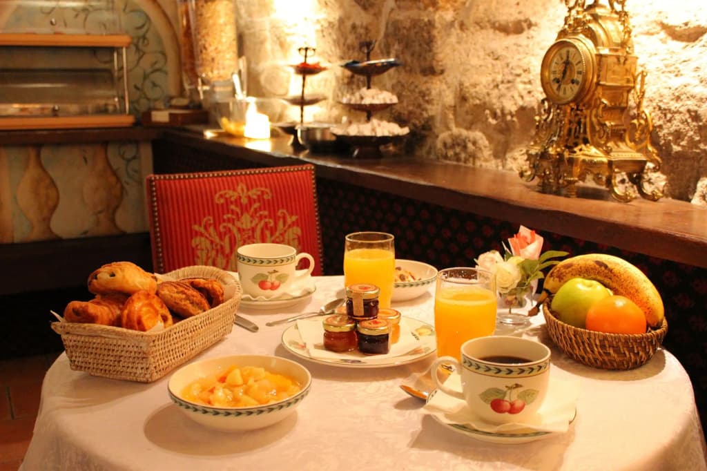 Hôtel de la Bretonnerie - photo 11