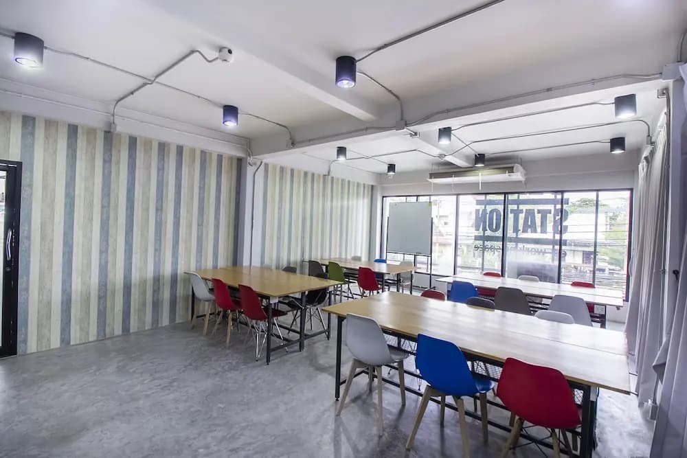 OYO 705 Hostel@seatzstation - photo 20