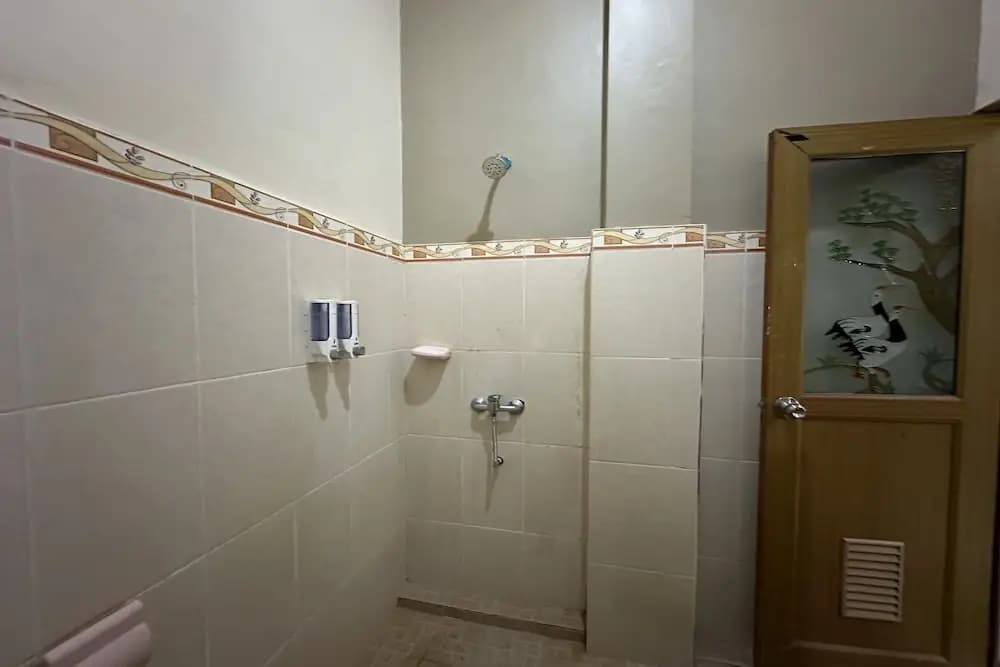Taxa Raya Guest House - photo 18