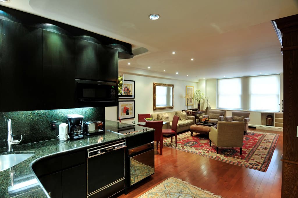 The Lombardy Hotel - photo 27