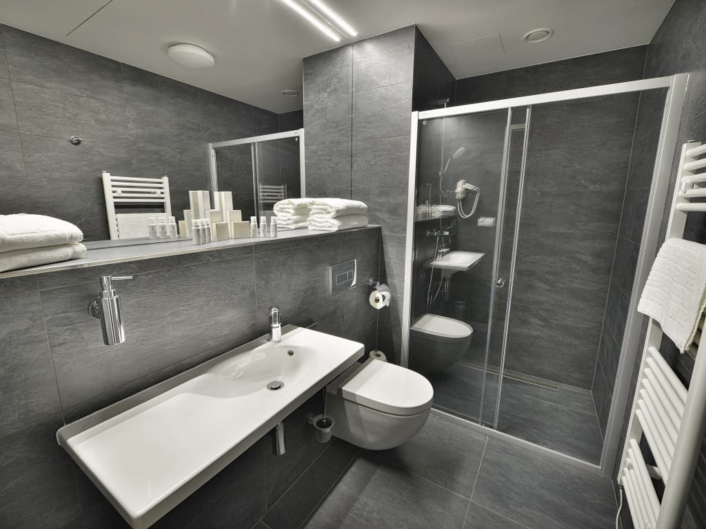 EA Hotel New Town - photo 10