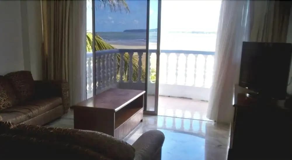 Sanctuary Resort - photo 41