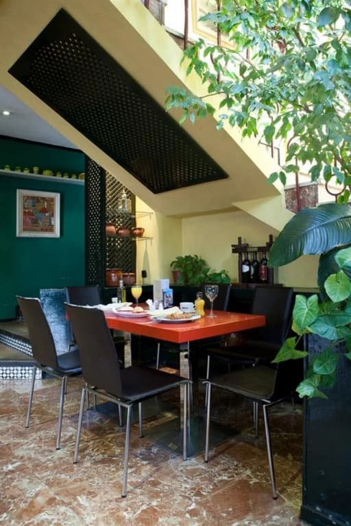 HRC Hotel - photo 16