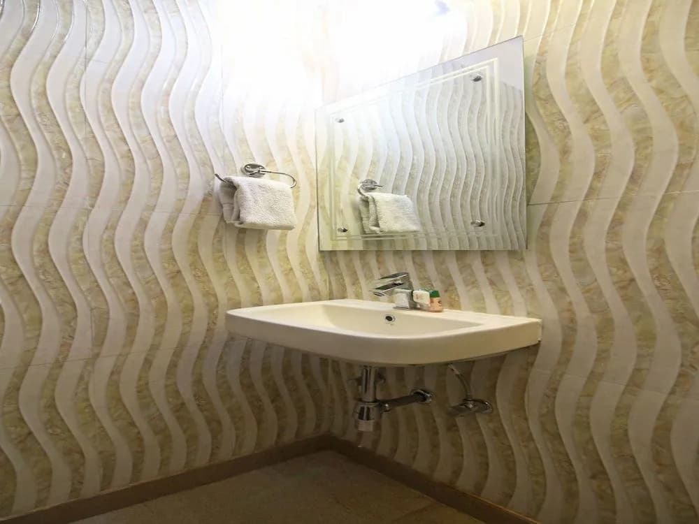 OYO Rooms Paschim Vihar - photo 7