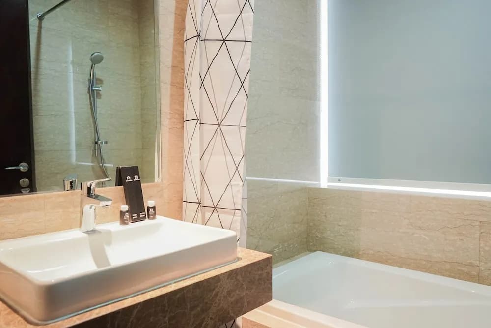 Wonderful 2BR Menteng Park Apartment with Private Lift - photo 9