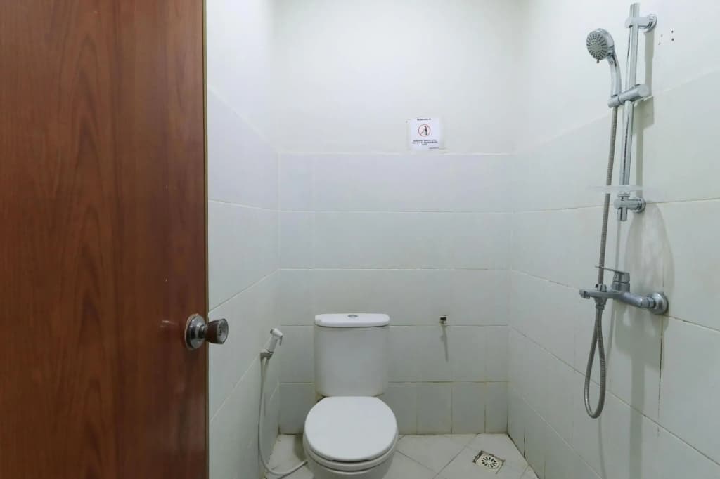 Hotel Warta Putra - photo 8