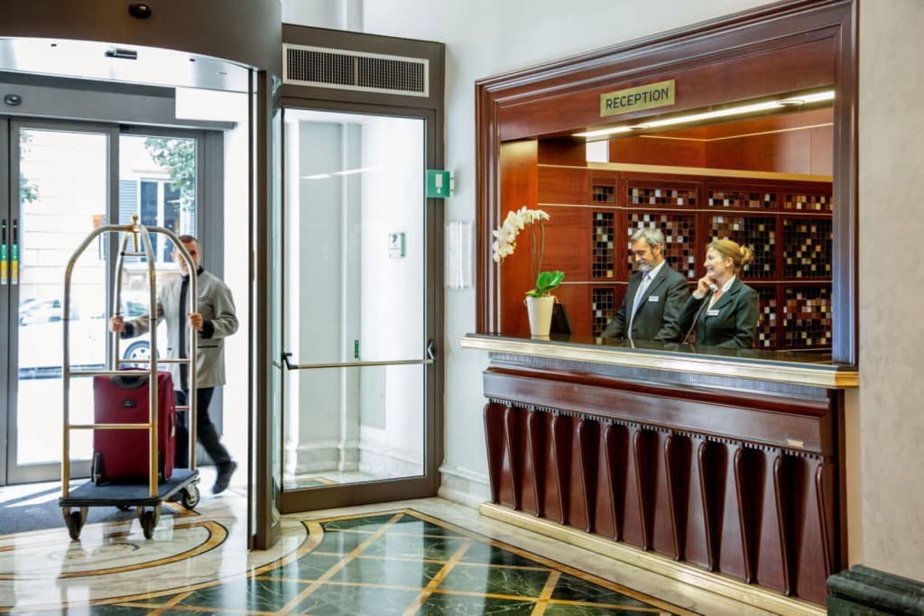 Savoy Hotel - photo 7