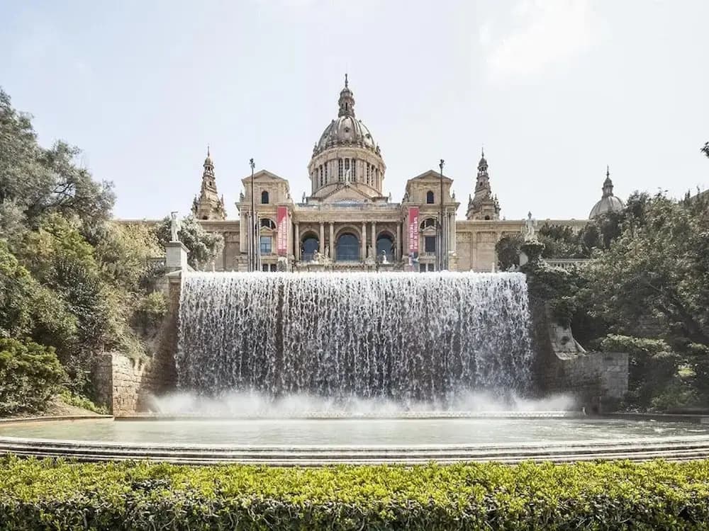 Premium Apartment in Barcelona - photo 17