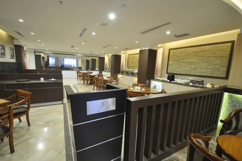 Dreamtel Jakarta - photo 24