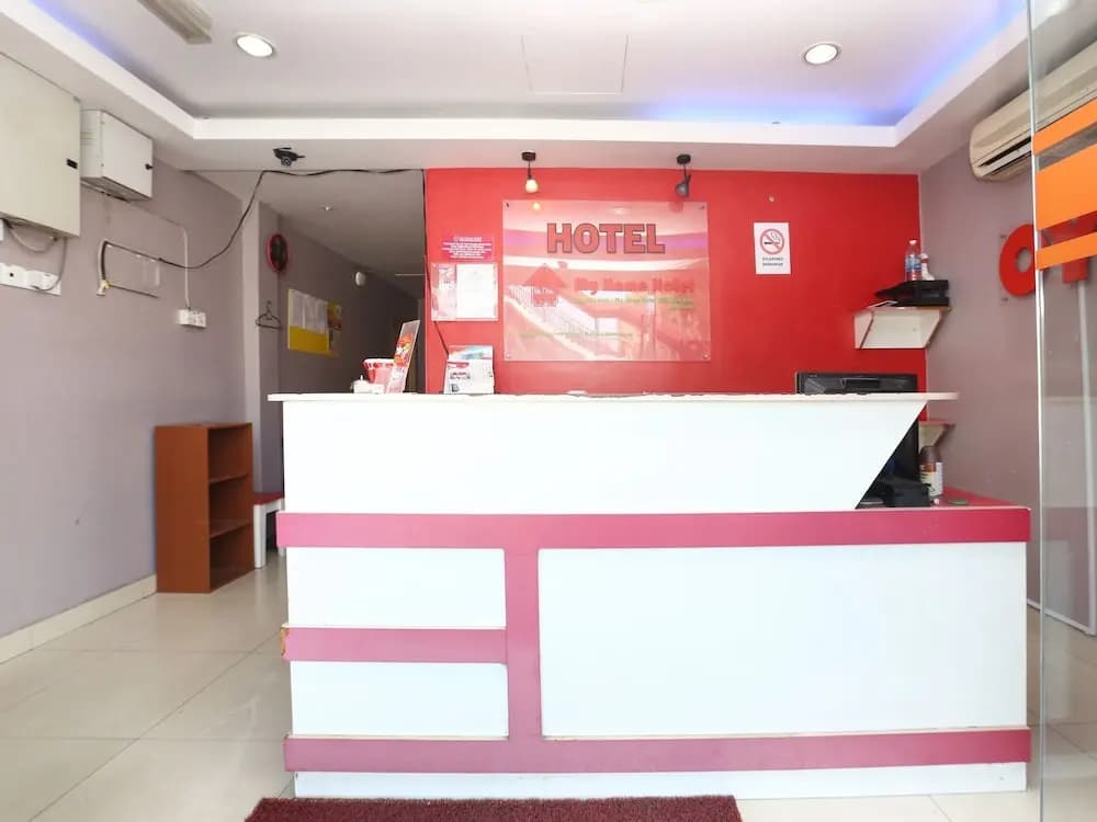 My New Home Hotel by OYO Rooms - photo 2
