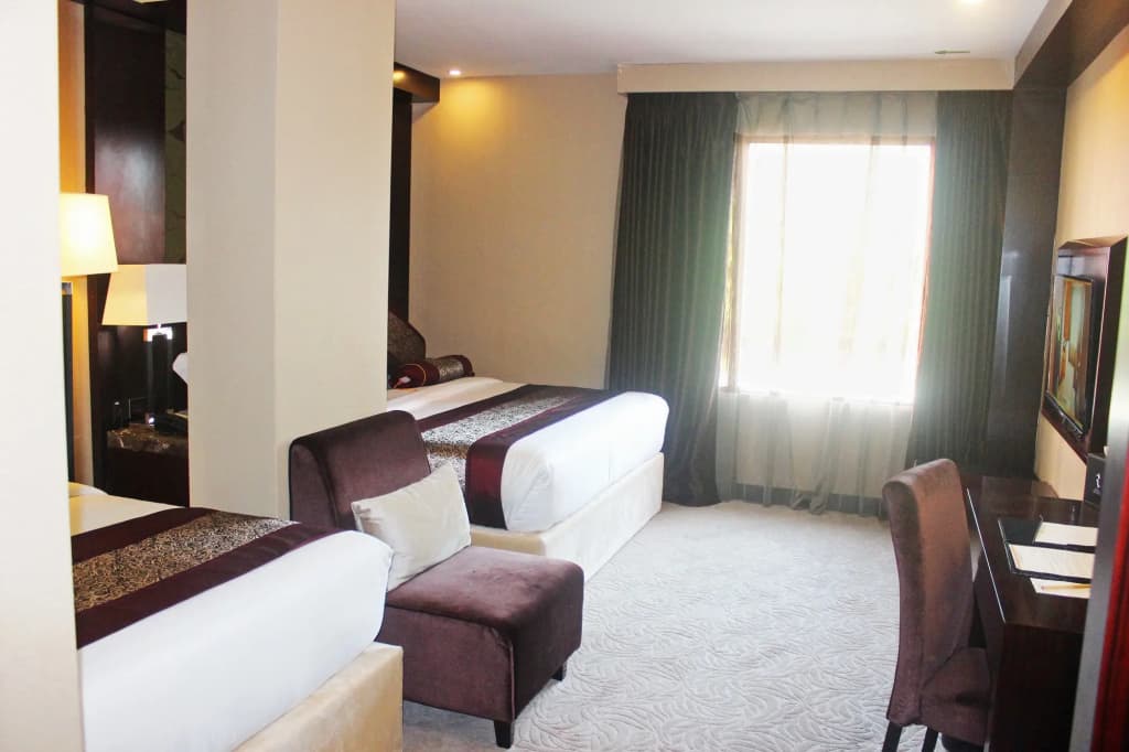 Royale Signature Hotel - photo 6