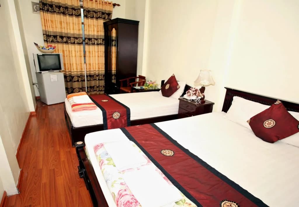 Green Street Hotel - photo 3