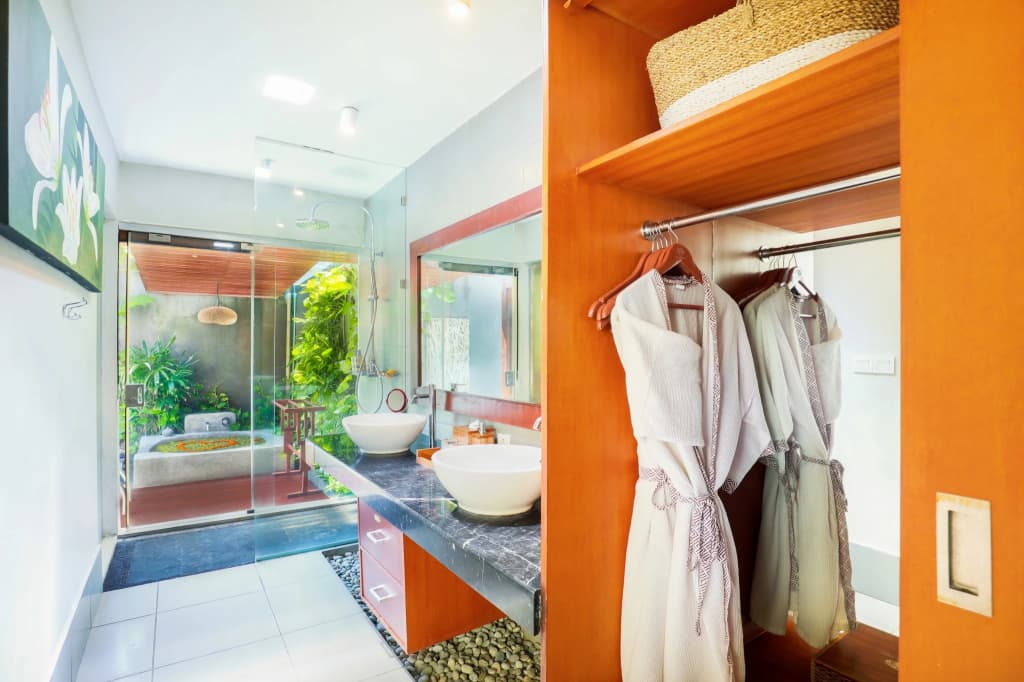 Seminyak Sanctuary Villa by Ini Vie Hospitality - photo 10