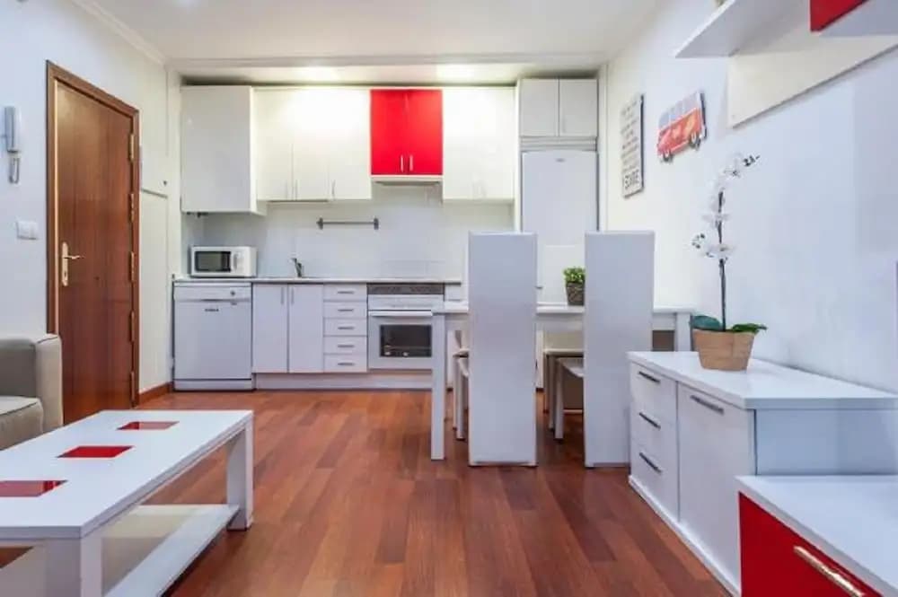 Apartamento Plaza Castilla - photo 2