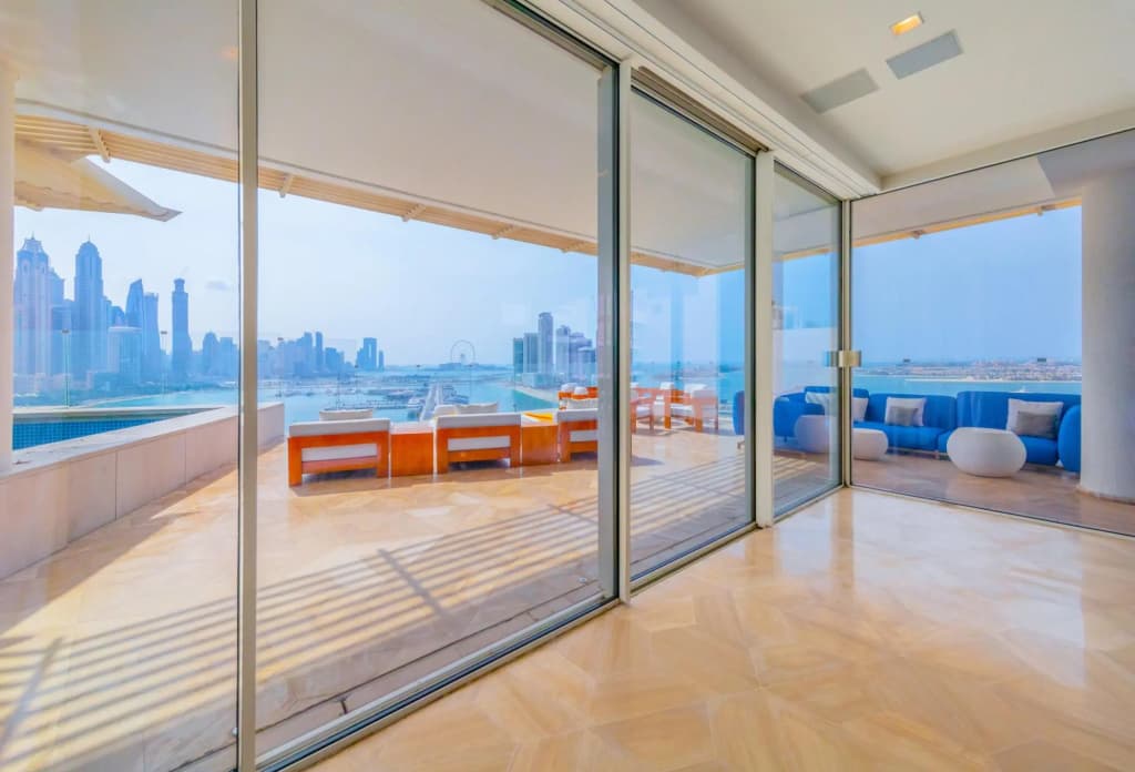DXB - Five - 41501 - PJ - photo 6