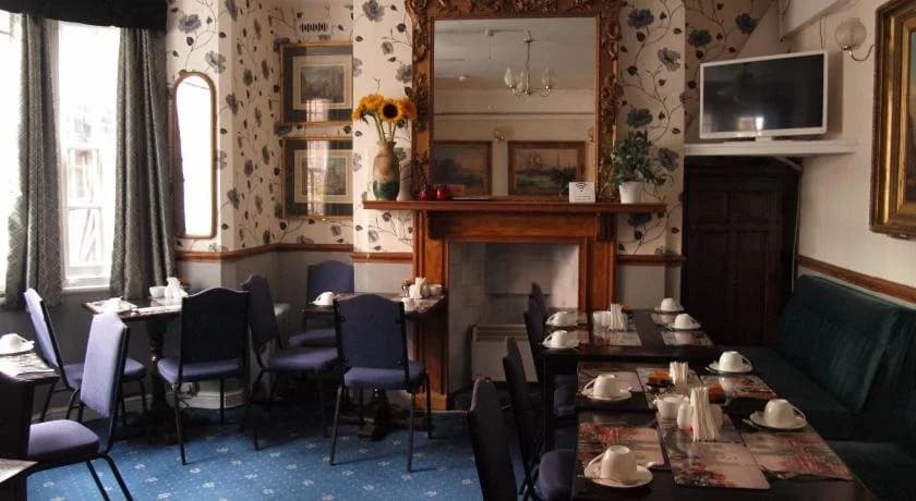 Oakley Hotel - photo 23