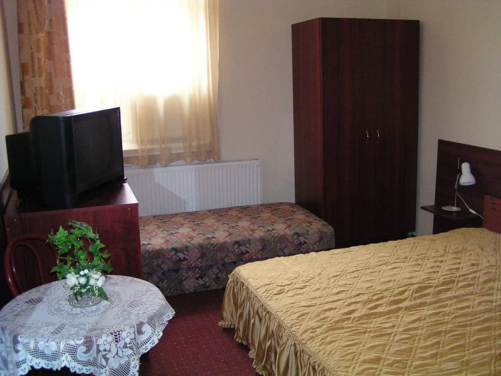 Eitan's Guesthouse - photo 2