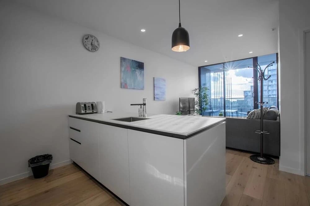 Brand New APT with Sea Views in Heart of St Kilda - photo 12
