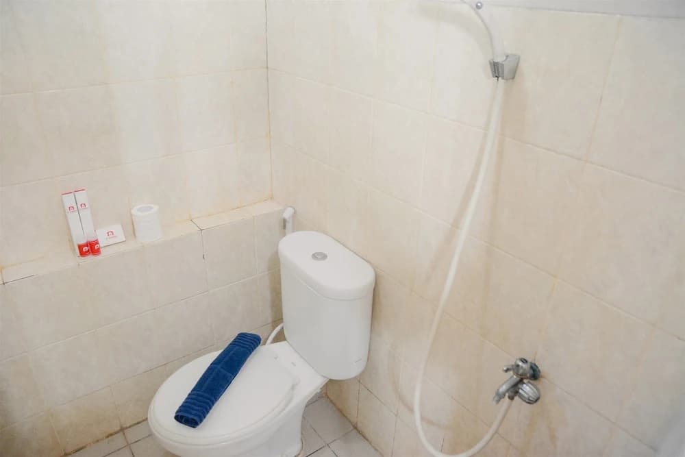 2BR Grand Emerald Apartment - photo 9