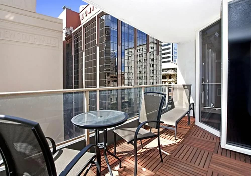 Sydney CBD 2 Bedroom Apartment with Balcony - photo 5