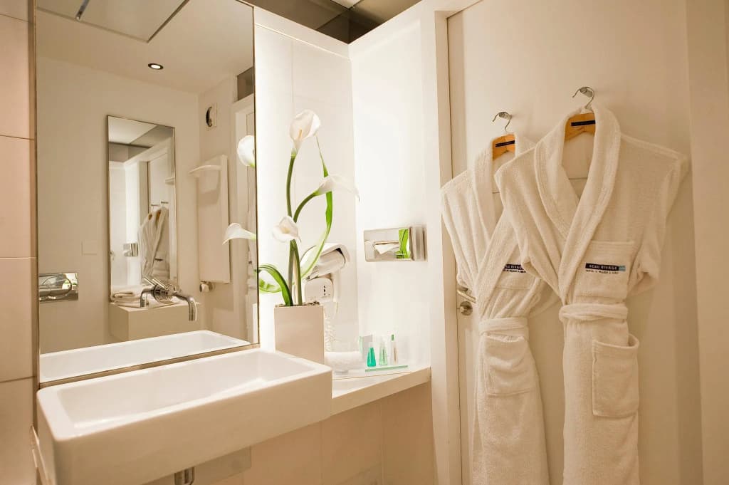 Hotel Beau Rivage - photo 9
