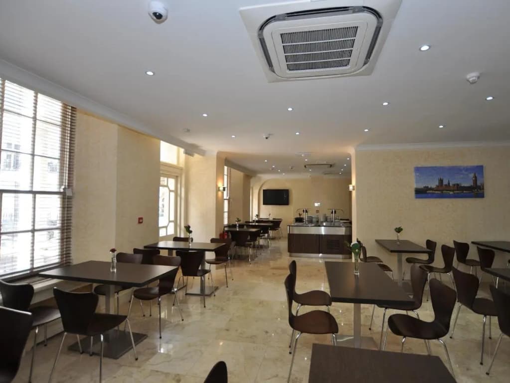 Queens Park Hotel - photo 13