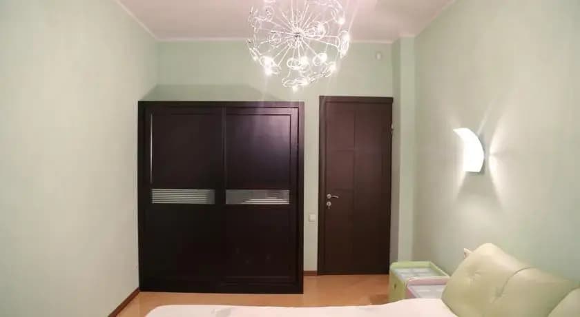Five Star Apartment - photo 1