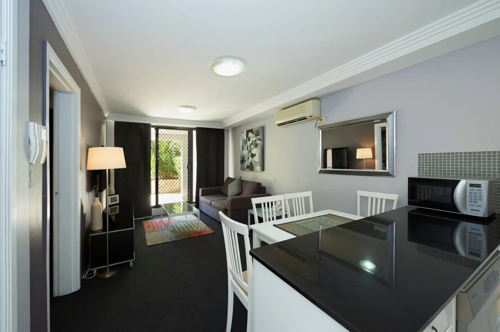 Waldorf Randwick Serviced Apartments - photo 2
