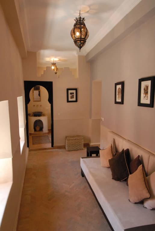 Riad Ajmal - photo 17