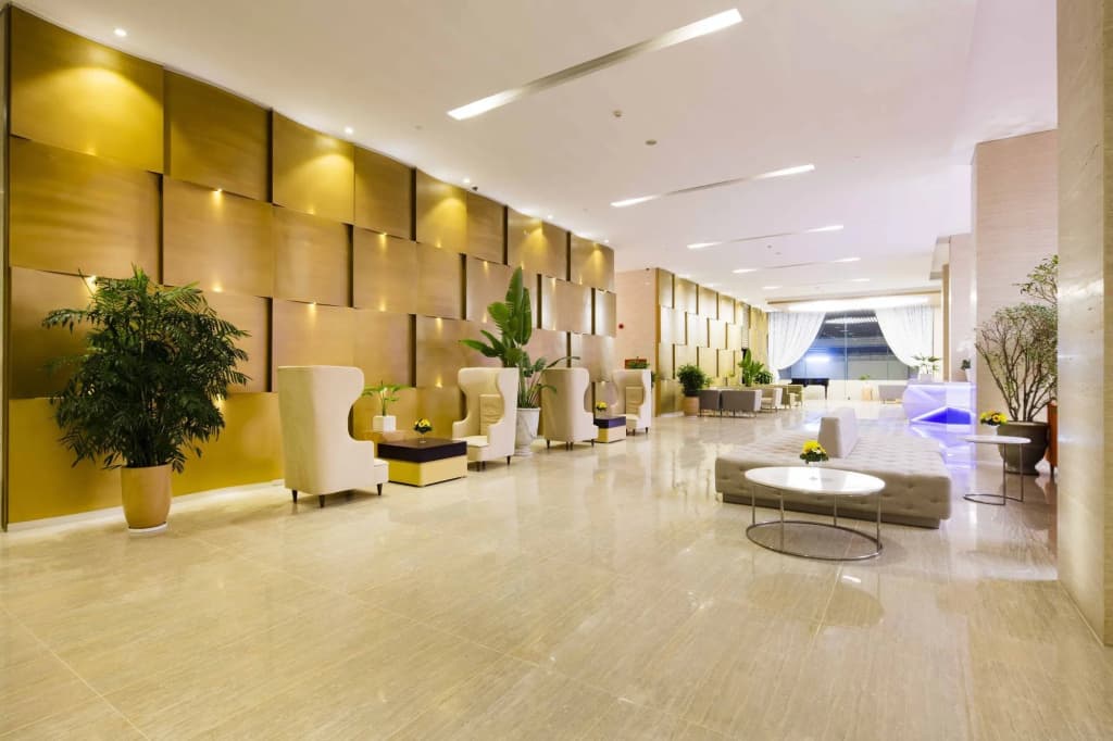 Diamond Bay Hotel - photo 2