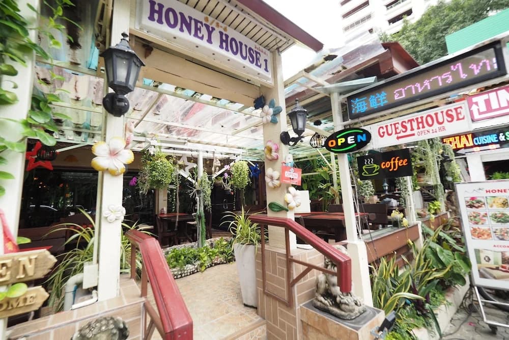 Honey House 1 - photo 15