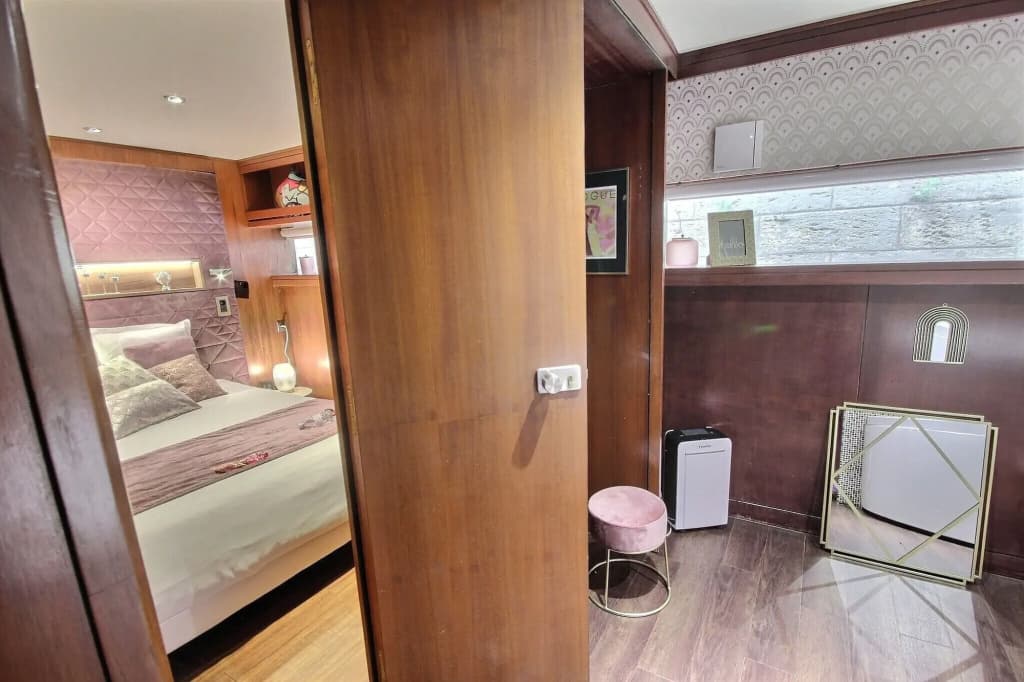 VIP Paris Yacht Hotel - photo 24