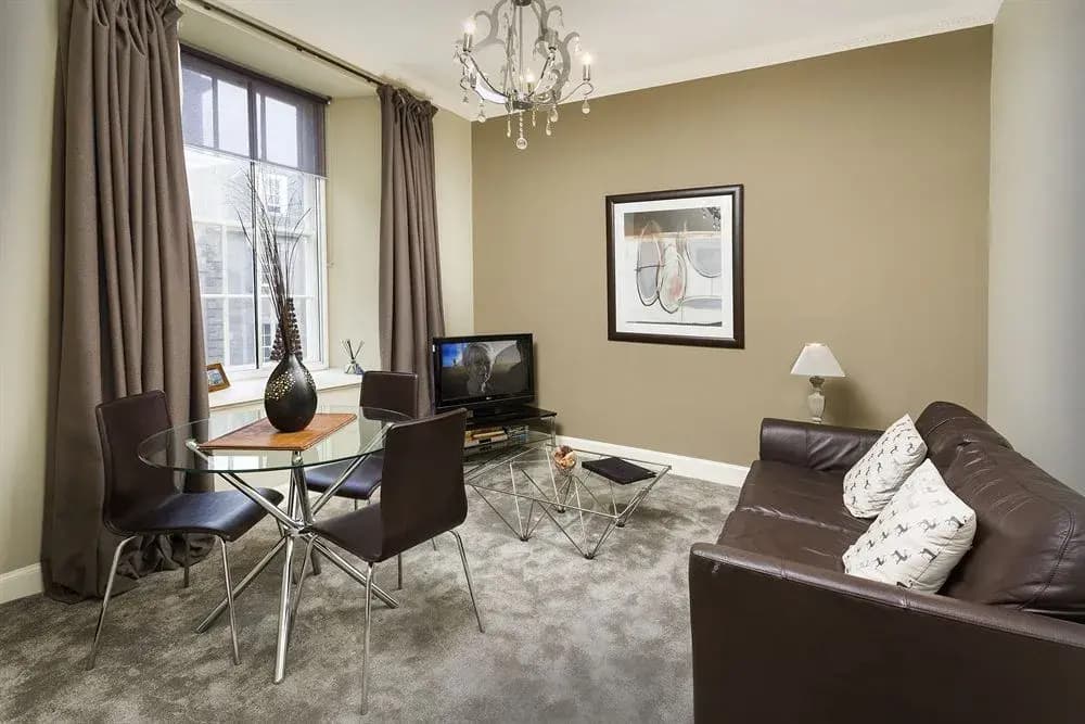 Nicolson Apartments - photo 15