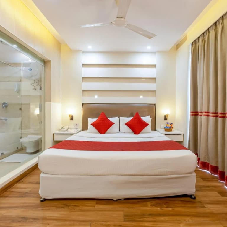 OYO 2637 Hotel Picasso Prive - photo 7