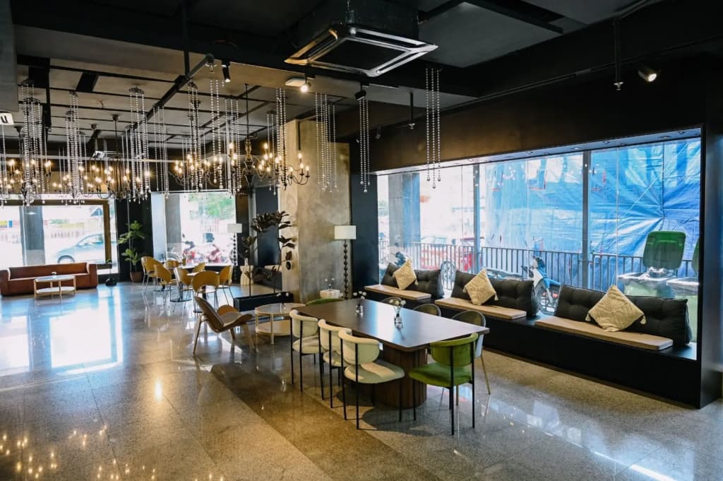 The Hulo Hotel Gallery - photo 26
