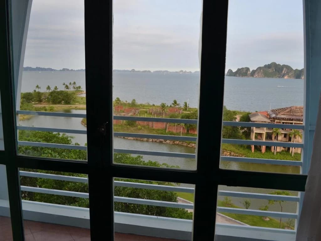 Atlantic Tuan Chau Hotel - photo 3