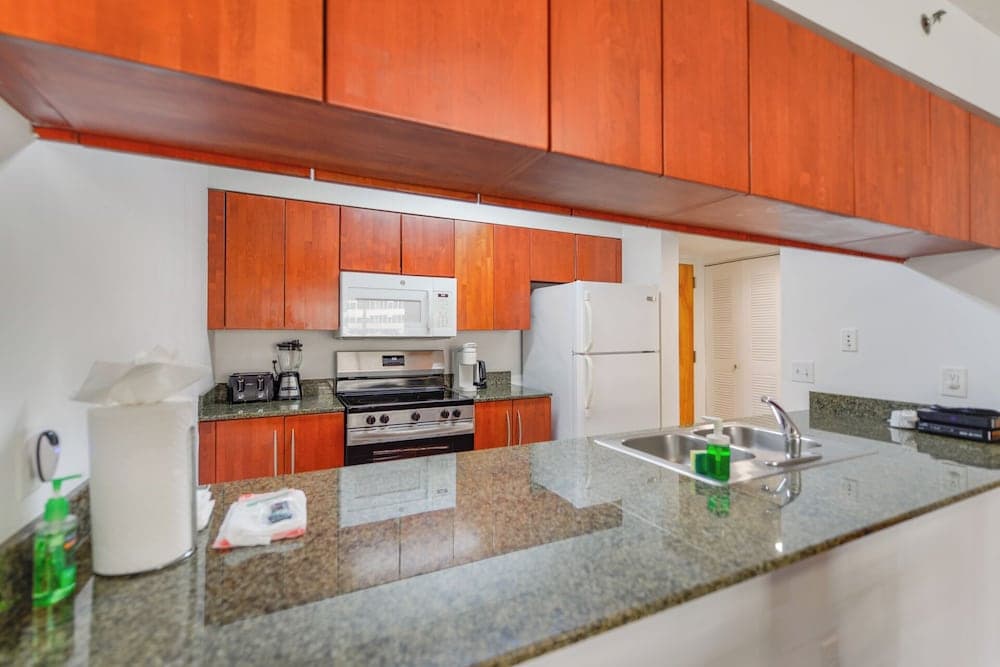 Brickell Bay 1720 - photo 16