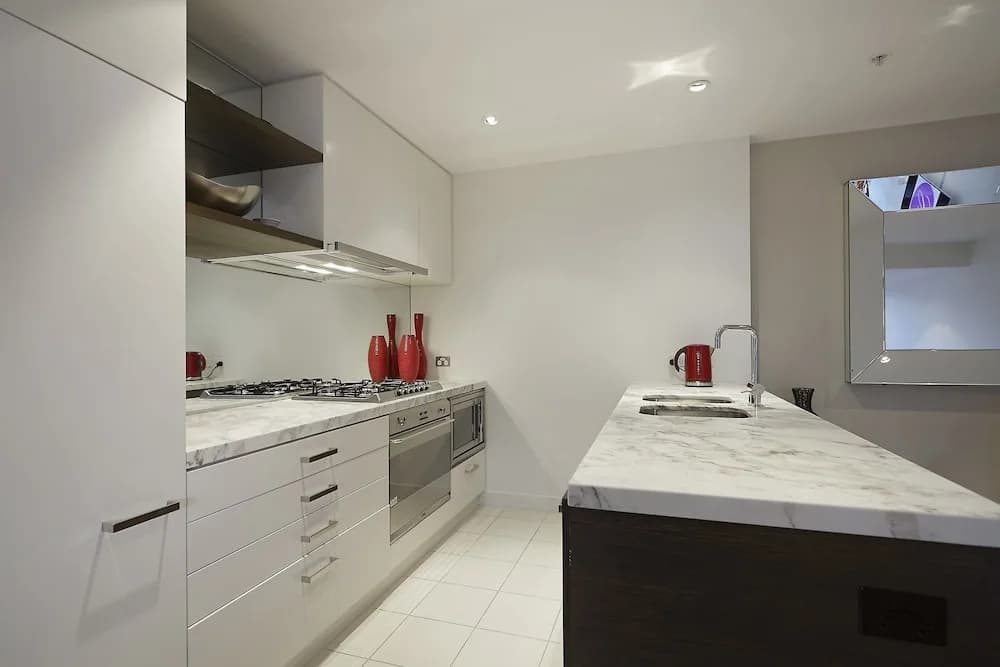 Melbourne Luxury Collection - photo 14